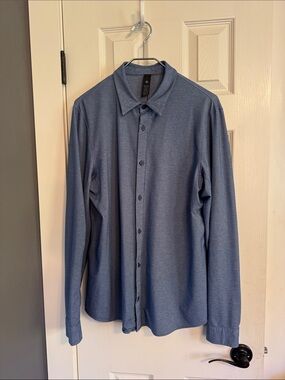 Lululemon ABC “One Thing At A Time” casual long sleeved shirt size large